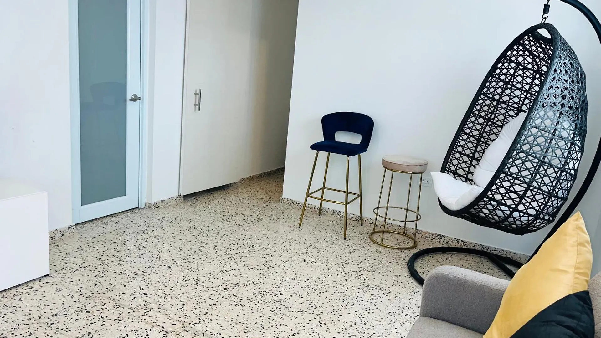 Apartment Modern Apt 10 Mnts To Famous Beach Ac Wifi Quebradillas